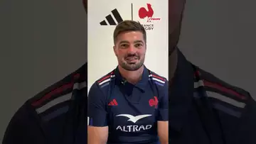 ✌️ Les joueurs du XV de France jugent leur nouveau maillot #rugby #france