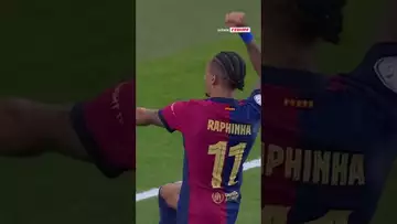 😍🤩 Quel but de Raphina sur un délice de Koundé #football #goals #fcbarcelona