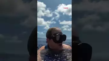 😂👏 Baignade dans l'océan en plein Vendée Globe #funny