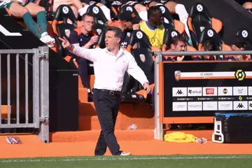 FC Lorient, Christophe Pelissier : "Nous avons deux matchs pour maintenir le club en Ligue 1".