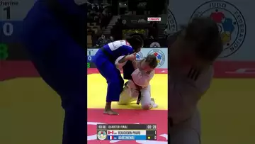 😬 Clarisse Agbégnénou battue en quarts de finale des Championnats du monde ! #judo #sports #shorts