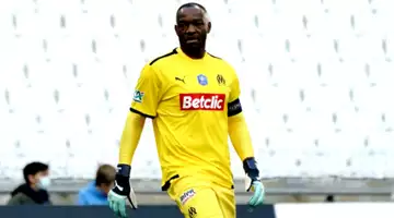 Mandanda est courtisé et a donné sa réponse