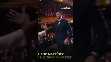 Le Trophée Yachine du meilleur gardien de l'année est remporté par Emiliano Martínez #ballondor