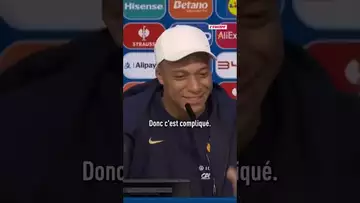 🎭 Mbappé en a déjà marre de jouer avec un masque #shorts #football #euro2024