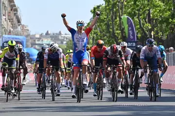 Giro - 5ème étape : Arnaud Démare assure le premier succès des Tricolores en Italie !