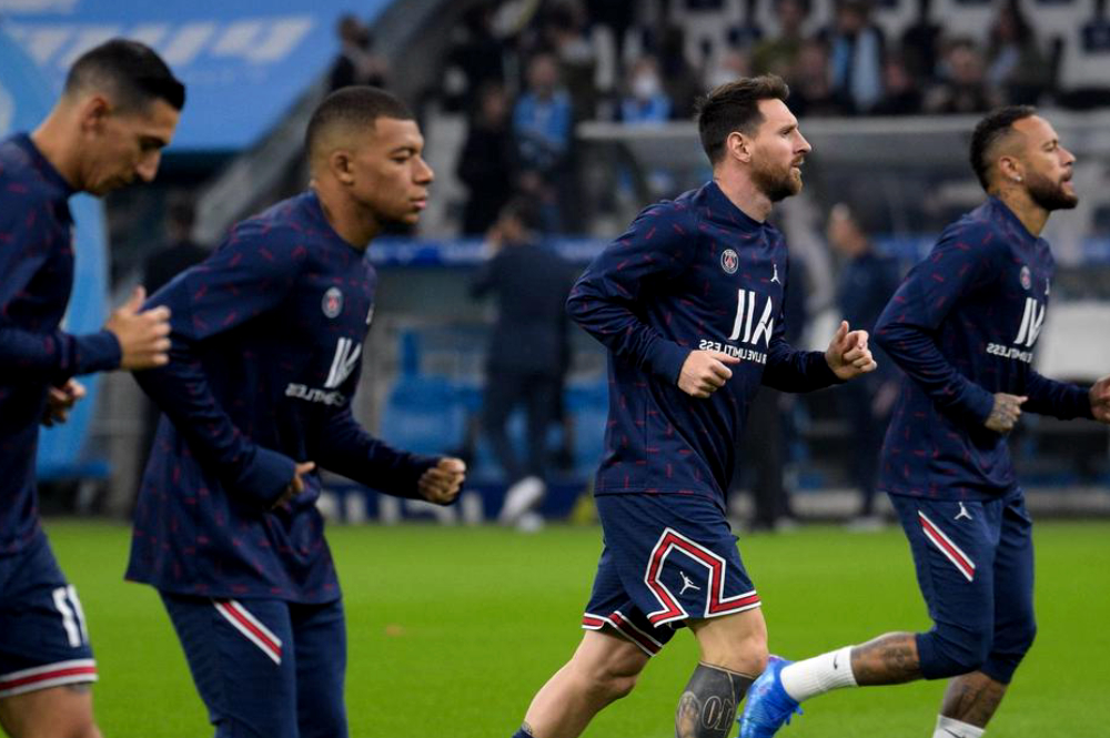 Ein Di Maria-Mbappé-Messi-Trio, Donnarumma sur la touche